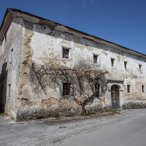 Stara mitnica v Landolu