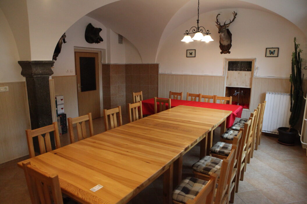 Okrepčevalnica in prenočišča Demšar