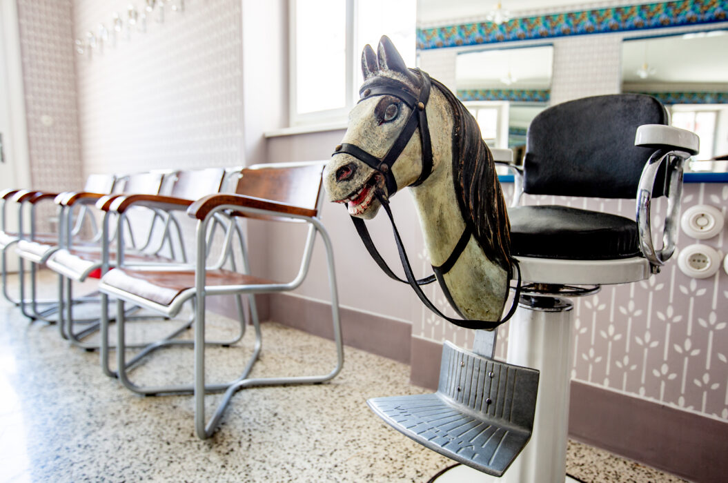 Salon Ozbič - notranjost