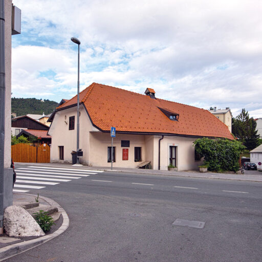 Rojstna hiša Luke Čeča