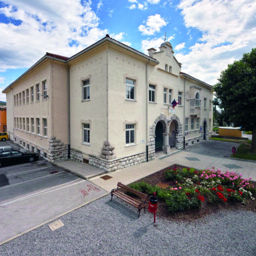 Ljudska univerza / People's University