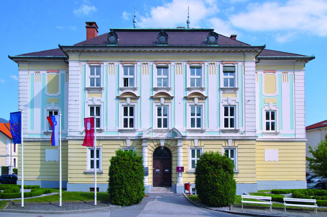 Občinska uprava Postojne